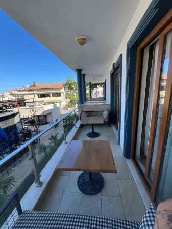 Agartha Suite Hotel Kemer Отели рядом с достопримечательностью «Çekirdeksiz Mandalin Camping Kemer Antalya Çadır Karavan Kamp Alanı»