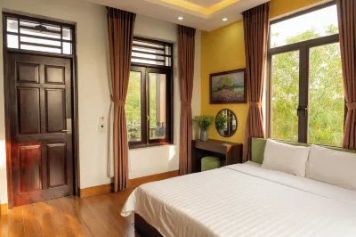 Viet Xua Homestay Hotel di Ninh Tiến