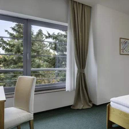 Hotel Oya Отели рядом с достопримечательностью «Прага 04»
