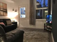 Stylish Modern 3-Bed House nr Manchester City Ctr