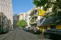 Roami位於波本地方