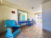 Melrose Beach Apartments Inc Hotels in Saint Lawrence