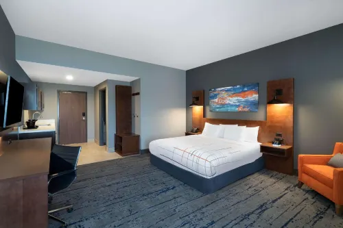 La Quinta Inn & Suites by Wyndham Louisville NE/Old Henry Rd - Baarit