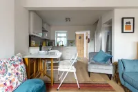 Hare Cottage Hotels in Abergavenny