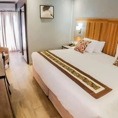 Starlight Inn