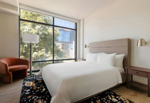 4. 손더 바이 메리..