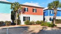 Dog Friendly @ Bungalows at Seagrove; 2 Blocks to Beach ~ Overlooks Pool/Spa Hotels in Seaside