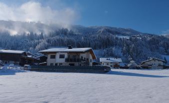 Chalet in Kaltenbach Near Ski Lift