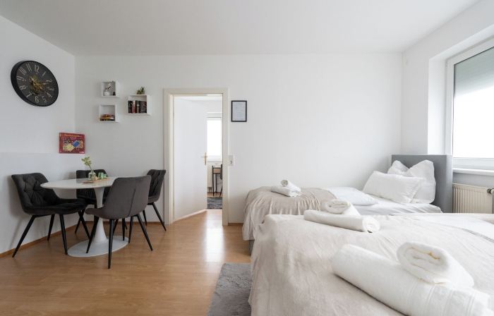 COY Apartments Steyr - Work & Relaxation