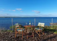 Ballycotton Holiday Apartment No 6 by Trident Holiday Homes