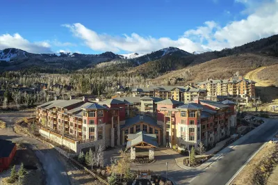 Hilton Grand Vacations Club Sunrise Lodge Park City Отели рядом с достопримечательностью «Kimball Art Center»