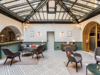 Le Phénix Hôtel Hoteles cerca de Cruz Rousse