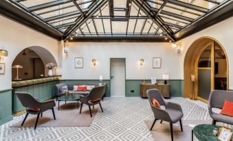 Le Phénix Hôtel