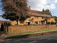 Hollies Hotel Hotels in Tintinhull