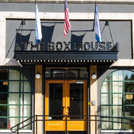 The Box House Hotel Отели рядом с достопримечательностью «Уильямсберг»