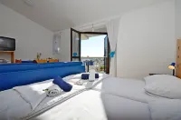 Apartments Mira