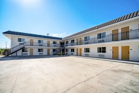 Trend Hotel at LAX Airport Отели рядом с достопримечательностью «Inglewood Park Maintenance»