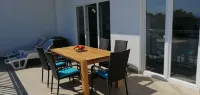 Apartment Penthouse by the Sea - Vrboska - Island Hvar - 3-Star
