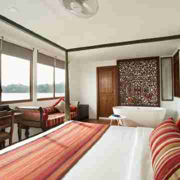 Flow by the Amber Collection - Luxury River Cruises in Sri Lanka Rooms