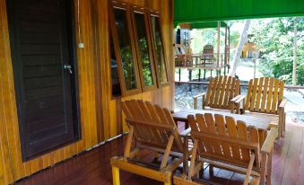 Maratua Guest House