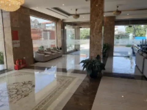 Korinn Pho Yen Hotel II Hoteles en Phổ Yên