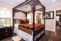 Swan Lake Resort Hotels in Galloway