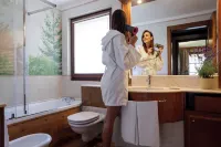 QC Termemontebianco Hotels in Ла-Саль