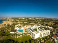 Helios Bay Hotel and Suites Hotels in Tremithousa