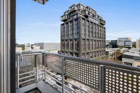 The Median Apartments Отели рядом с достопримечательностью «Витватерсрандский университет»