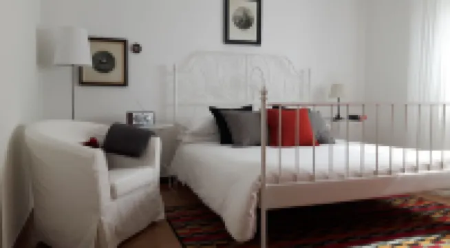 Apartment with Garden and Private Parking