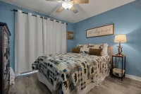 Bearadise Mountain Getaway by Eden Crest Hotels in Cosby