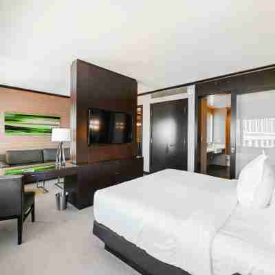 StripViewSuites at Vdara Rooms