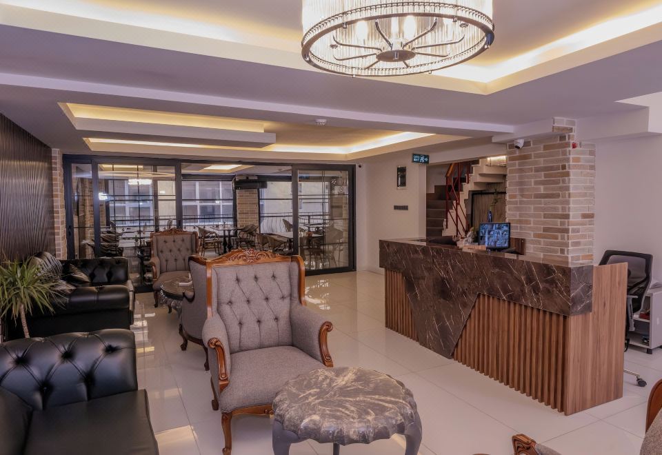 5. 루비 호텔 카디..