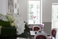 Villa Italia Luxury Suites and Apartments - breakfast