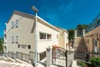 Apartments Rilovic, City and Sea View Apartments