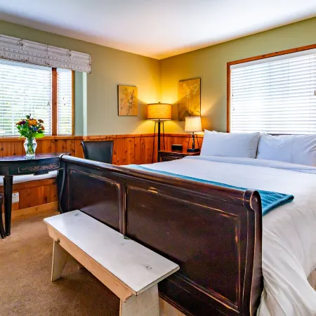 J Patrick Inn