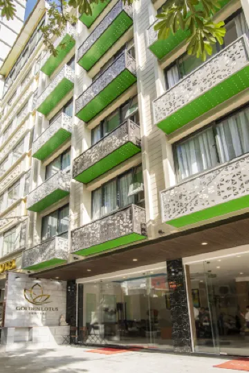 Golden Lotus Central Hotel Отели рядом с достопримечательностью «AB Central Square Nha Trang»