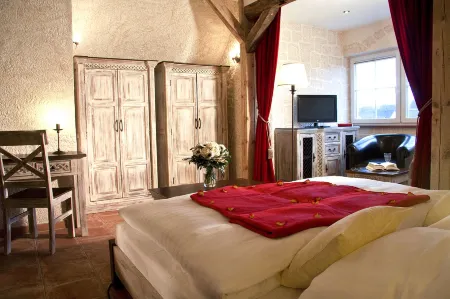 Ostsee-Rittergut-Rügen Mit BinzHotel & OrdensKapelle & RomantikGut