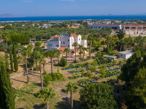 Platon Apartment • Garden Escape in Kos