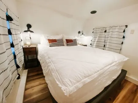 RV There Yet? Lake view at PK.