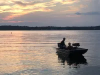 Perfect romantic getaway for the Holidays! Hotels in Marshall County