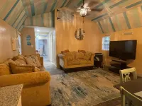 ADORABLE COTTAGE ON A FARM