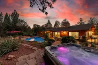 Stunning Pool and Hot Tub Oasis - Luxurious Retreat with Forest Views