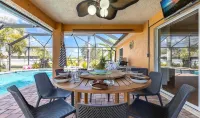 Heated Pool, Spa, Outdoor TV and Relaxation Features - Tranquil Oasis Hotel a Lee County