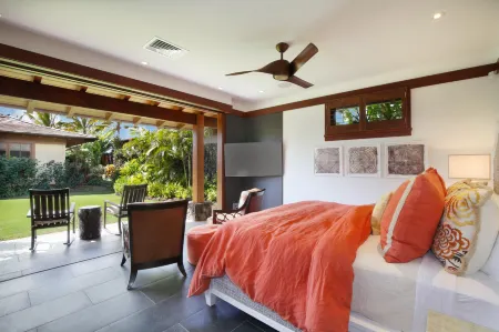 Private Plunge Pool and Stunning Amenities - Luxurious Stylish Retreat