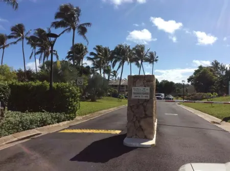 Cozy 1-bedroom condo with WiFi, AC in serene Kahuku ~ Getaway to Turtle Bay