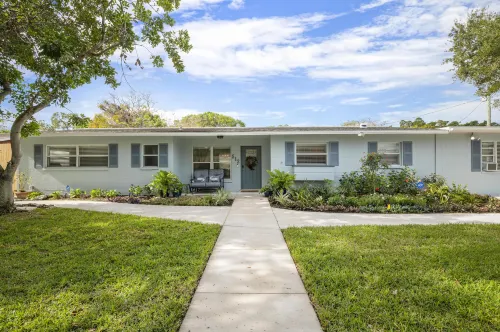 Tropical Paradise Retreat - Coastal Oasis with Heated Pool