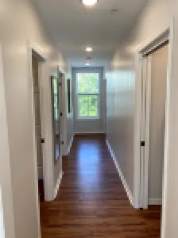 Heart of Downtown Exploration and Relaxation - Charming Historic Cottage