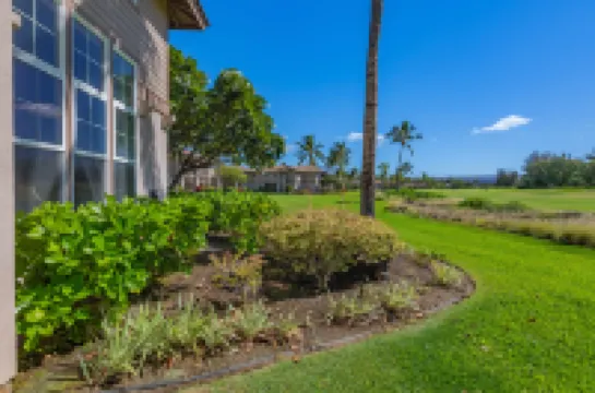 Luxurious Townhome with Resort Amenities - Exquisite Island Retreat