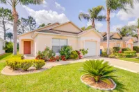 Screened-in Pool and Spacious Outdoor Area - Stunning Retreat